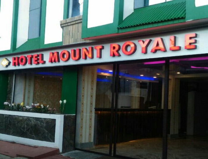 Hotel MOUNT ROYALE,     DARJEEING