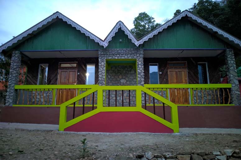 GLORIOUS HOLIDAYHOME CHOTA MANGWA