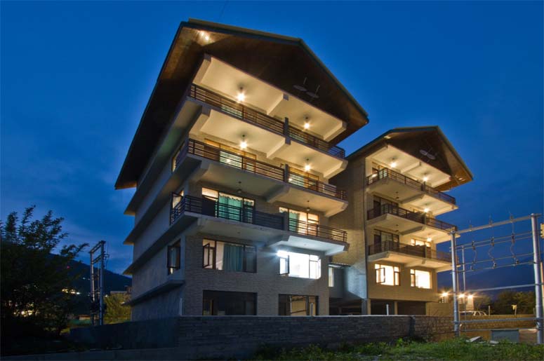HOTEL SNOW SEASON RESORT,   MANALI