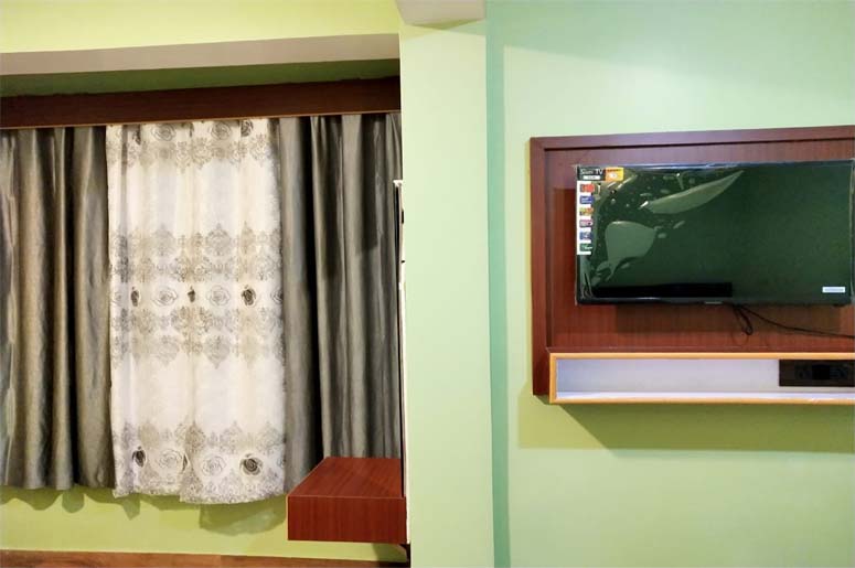 SYLVAINE RETREAT,           DARJEELING