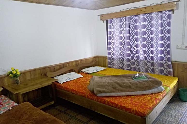 DREAM HUT HOMESTAY,       RISHOP