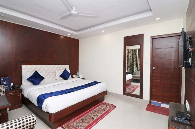 HOTEL DEEP,     MUSSORIE