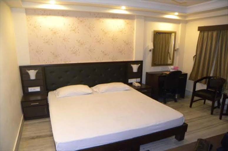 ORBIT HOTEL,    OLD DIGHA