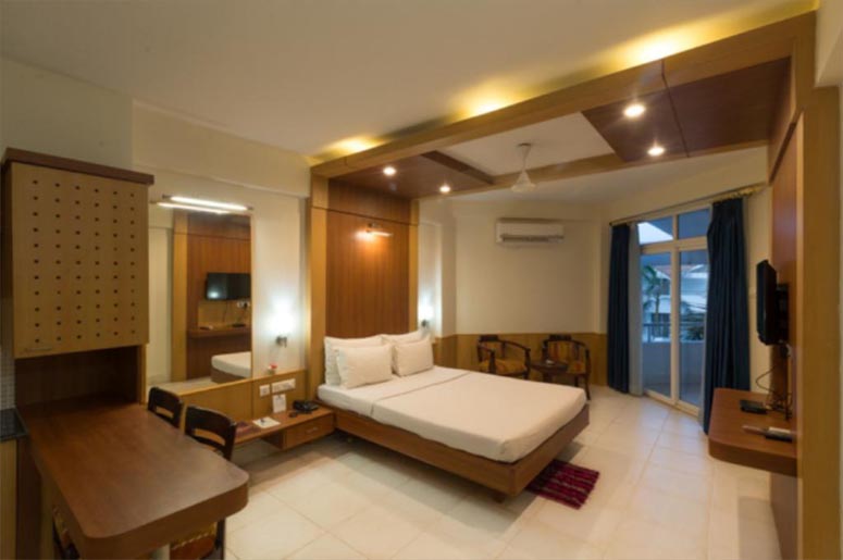 HOTEL EMPIRES