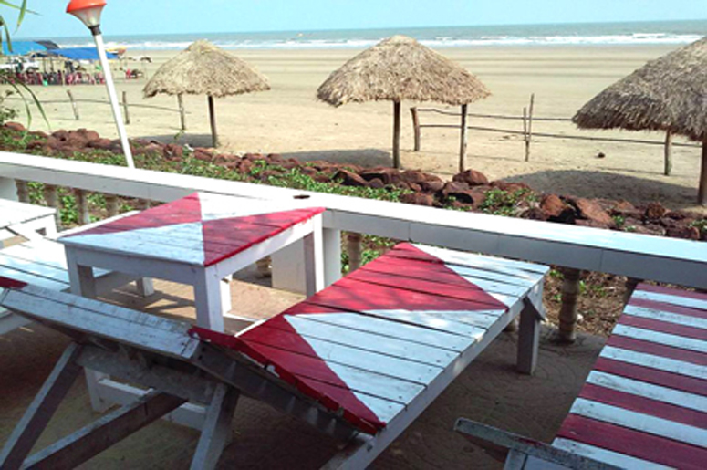 SANTINIKETAN HOTEL & RESORTS,  MANDARMANI