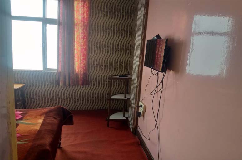 HOTEL SUNRISE,      DARJEELING