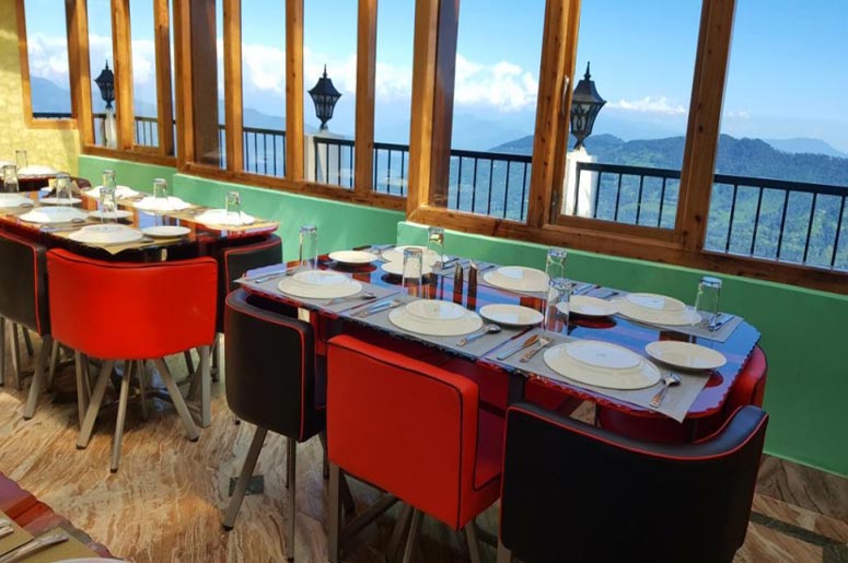 Hotel MOUNT ROYALE,     DARJEEING