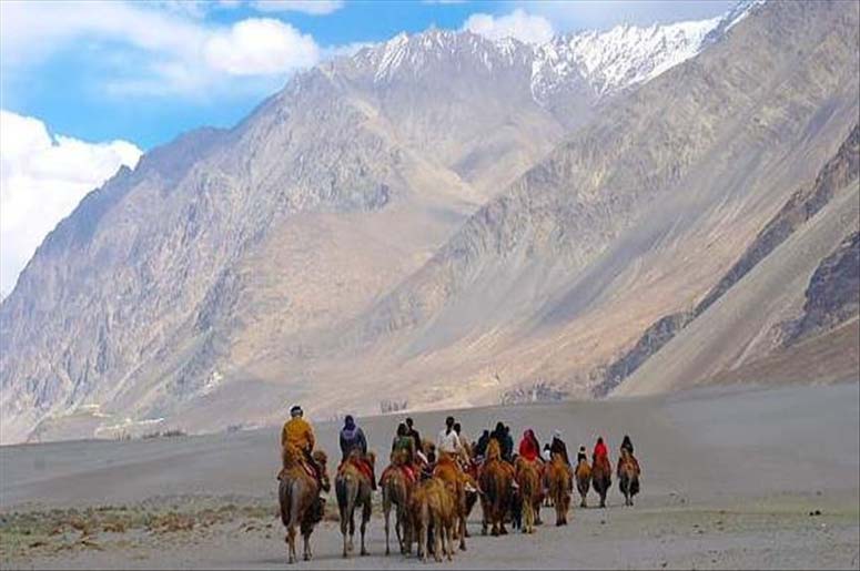 Leh Ladakh (Jammu to Chandigarh)