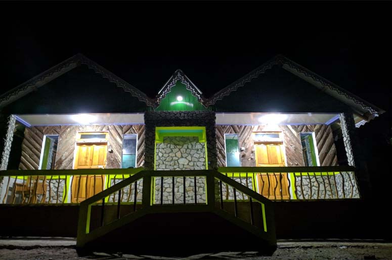 GLORIOUS HOLIDAYHOME CHOTA MANGWA