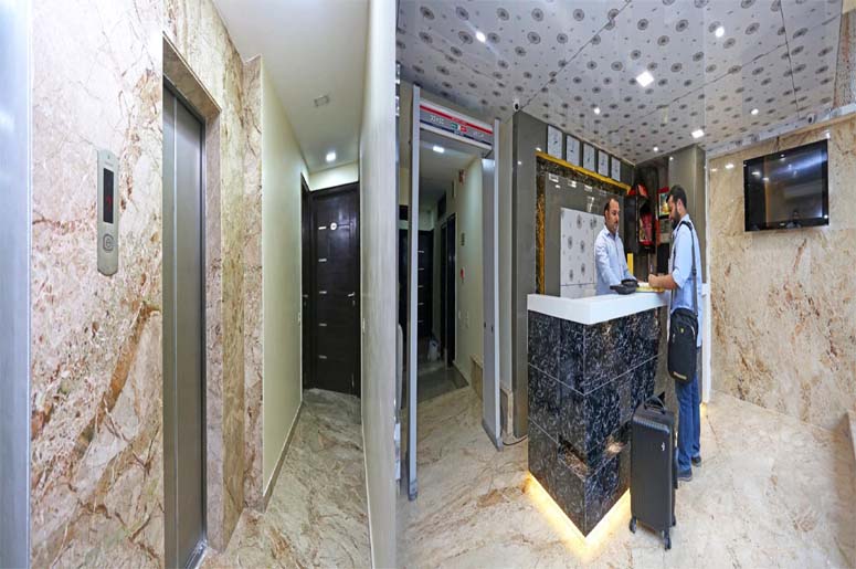 HOTEL MAHAJAN PALACE,   DELHI